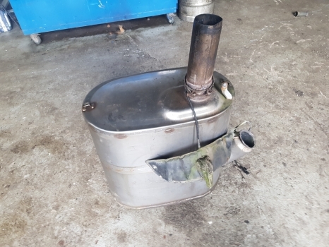 New Holland T7.200, Case Puma 130, 145 Catalytic Silencer, Muffler 84396513 - Muffler for Farm tractor: picture 5 New Holland T7.200, Case Puma 130, 145 Catalytic Silencer, Muffler 84396513 - Muffler for Farm tractor: picture 5