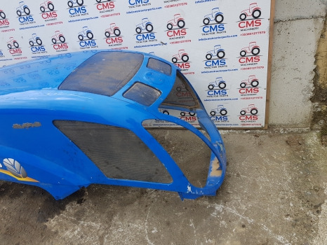 New Holland T7.210, T7200, T7.190, T7.185 Cab Bonnet Hood Assy Broken 84253643 - Body and exterior: picture 3 New Holland T7.210, T7200, T7.190, T7.185 Cab Bonnet Hood Assy Broken 84253643 - Body and exterior: picture 3