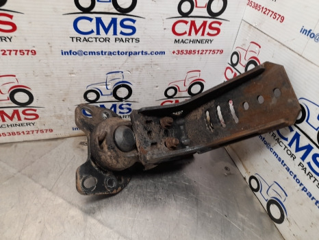 Fender New Holland T7.270 Stage V,  T7 Case Puma Front Mudguard Hub Rhs 48020802: picture 1