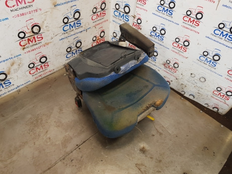 New Holland T7030, T7000, T7040, T7050, Driver Seat Assy Parts Only 87646744 - Seat for Agricultural machinery: picture 2 New Holland T7030, T7000, T7040, T7050, Driver Seat Assy Parts Only 87646744 - Seat for Agricultural machinery: picture 2