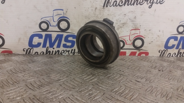 New Holland Tm Fiat F Series F100 - F130 Clutch Release Bearing 5149611 - Clutch and parts for Agricultural machinery: picture 4 New Holland Tm Fiat F Series F100 - F130 Clutch Release Bearing 5149611 - Clutch and parts for Agricultural machinery: picture 4