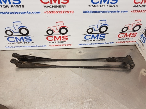New Holland Tm120, 140 Case Mxm Front Windshield Wiper 82942149, 81875804 - Wiper for Agricultural machinery: picture 1 New Holland Tm120, 140 Case Mxm Front Windshield Wiper 82942149, 81875804 - Wiper for Agricultural machinery: picture 1