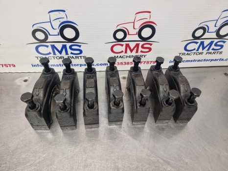 Renault Claas Ares 600, 800, Jd 6068 Engine Block Cap Kit R516310, 6005028696 - Engine: picture 1 Renault Claas Ares 600, 800, Jd 6068 Engine Block Cap Kit R516310, 6005028696 - Engine: picture 1