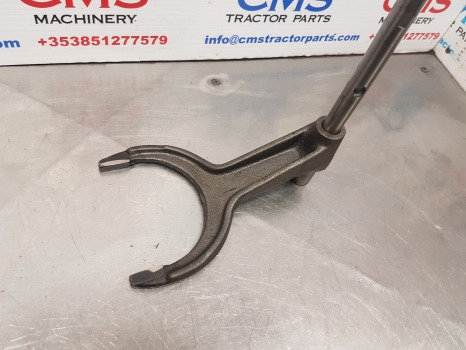 Same Dorado 85, Lamborghini, Rear Axle Differential Lock Fork 0.008.5169.0/10 - Rear axle: picture 2 Same Dorado 85, Lamborghini, Rear Axle Differential Lock Fork 0.008.5169.0/10 - Rear axle: picture 2