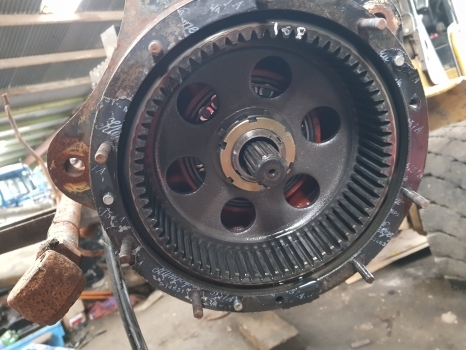 Same Lamborghini R955, R784 Front Axle Nt 169/171 4310.0, 226.4333.0, 178.4313.0 - Front axle for Farm tractor: picture 3 Same Lamborghini R955, R784 Front Axle Nt 169/171 4310.0, 226.4333.0, 178.4313.0 - Front axle for Farm tractor: picture 3