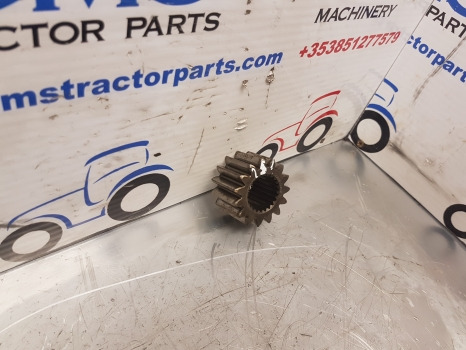 Sanderson Telehandler Carraro 710/19 Front Axle Sun Gear Z 15 115643 - Front axle: picture 2 Sanderson Telehandler Carraro 710/19 Front Axle Sun Gear Z 15 115643 - Front axle: picture 2