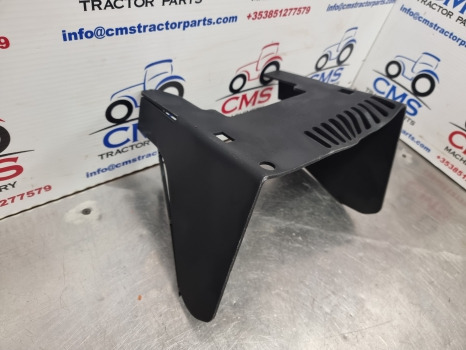 Landini 5-110h, Mc Cormick T-max Pto Guard, Shield, 3667820m92 - Spare parts for Farm tractor: picture 2 Landini 5-110h, Mc Cormick T-max Pto Guard, Shield, 3667820m92 - Spare parts for Farm tractor: picture 2