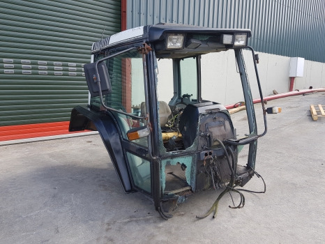 Valmet 8550e, 8150e, 8000 E, Hi Series Complete Cab As Pictures V32569420 - Cab: picture 1 Valmet 8550e, 8150e, 8000 E, Hi Series Complete Cab As Pictures V32569420 - Cab: picture 1