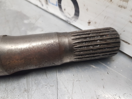 Zf Apl2045 Rhs Half Front Axle Shaft 0501208274, 0501209396, 0501004903 - Drive shaft for Farm tractor: picture 5 Zf Apl2045 Rhs Half Front Axle Shaft 0501208274, 0501209396, 0501004903 - Drive shaft for Farm tractor: picture 5