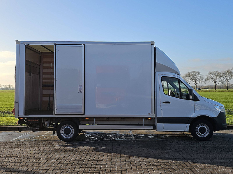 Box van Mercedes-Benz Sprinter 317: picture 13