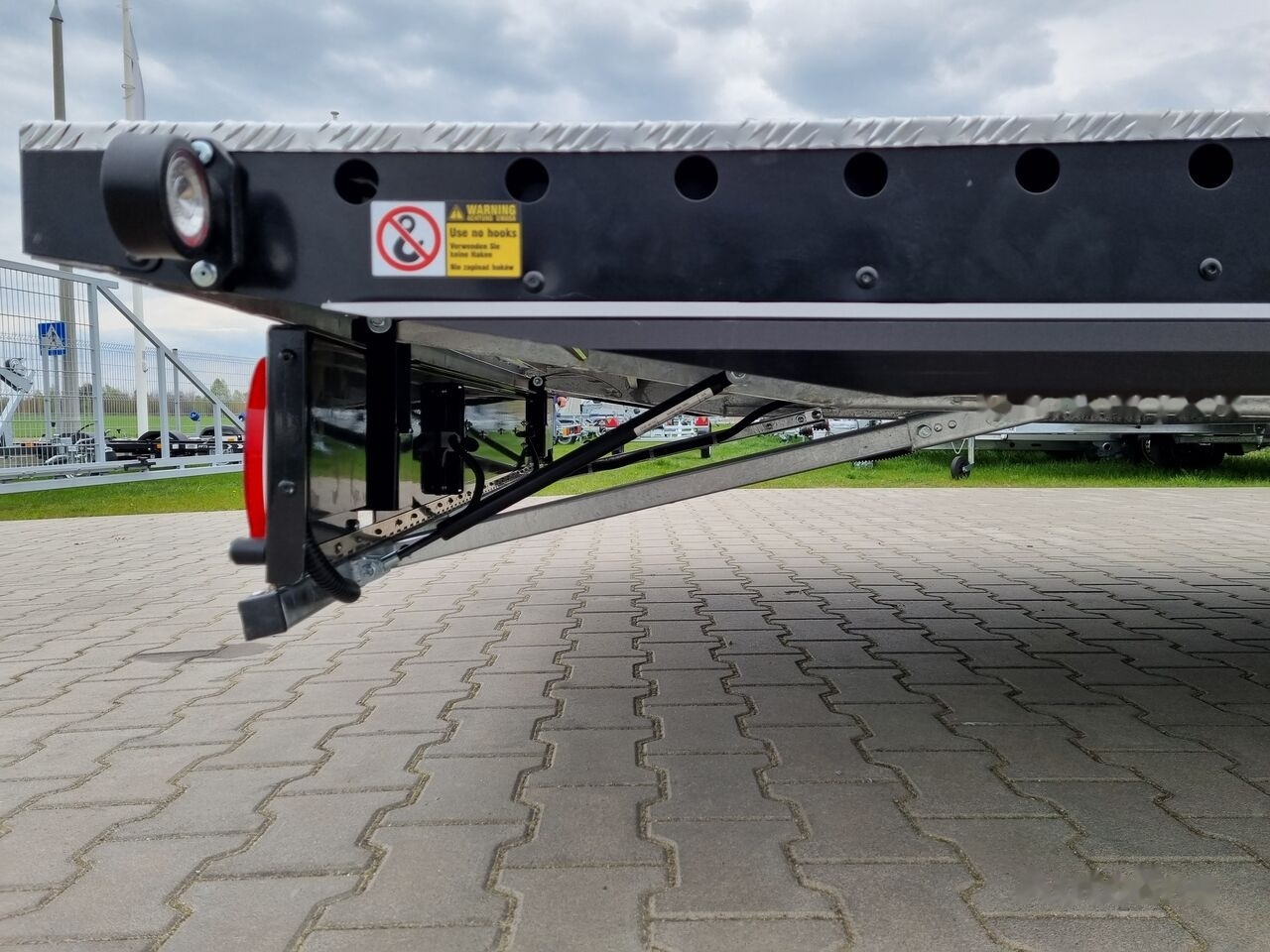New Autotransporter trailer TA-NO FORMULA 30.50 PREMIUM 5 x 2,1 m electric winch and electric lift: picture 7