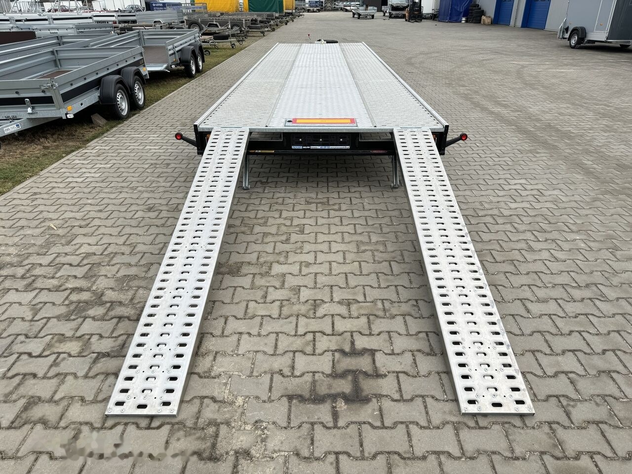 New Autotransporter trailer TA-NO TRIO 35.85 FT PREMIUM trailer for 2 cars black coated: picture 41