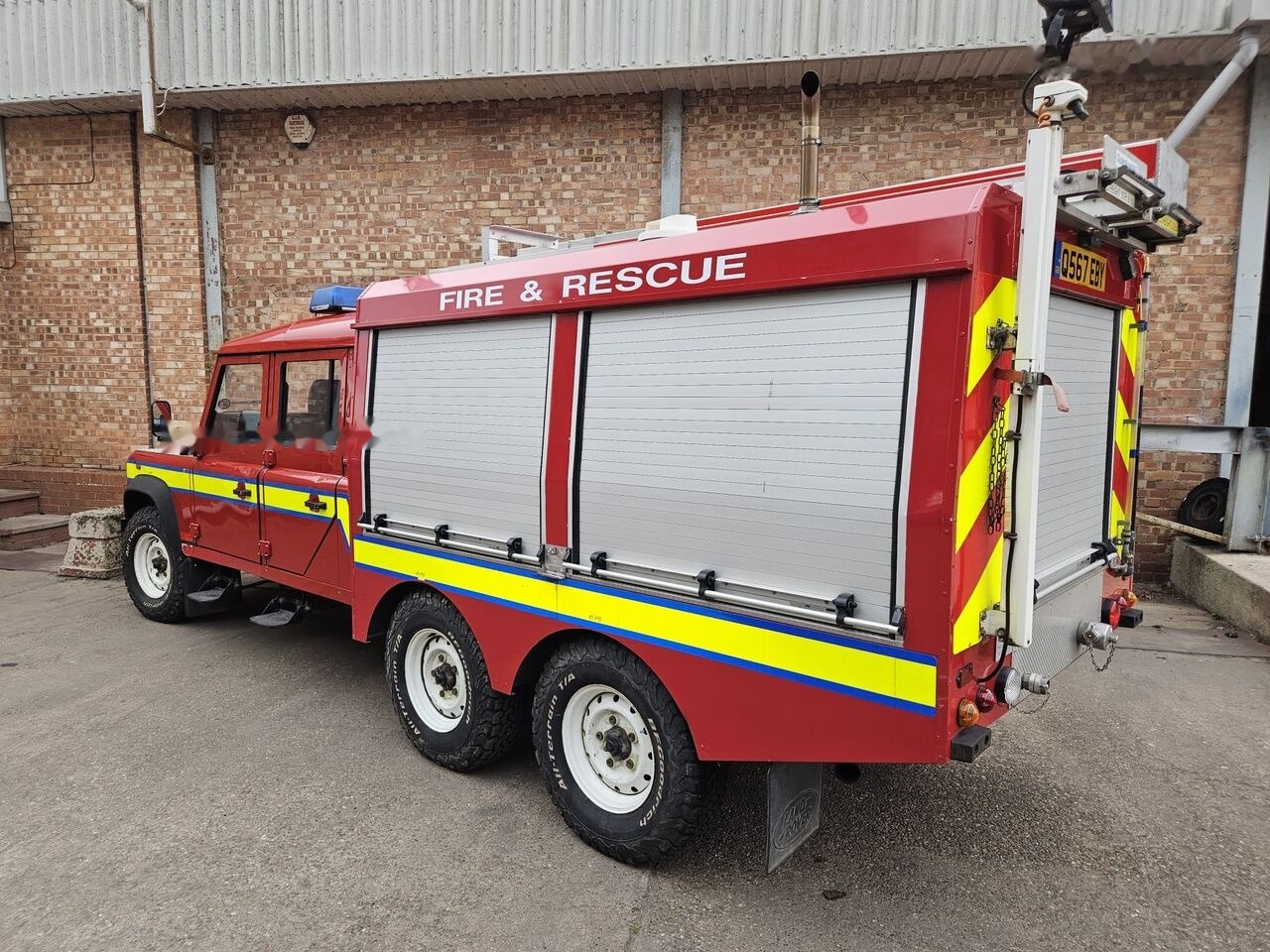 Land Rover 130 - Fire truck: picture 1 Land Rover 130 - Fire truck: picture 1