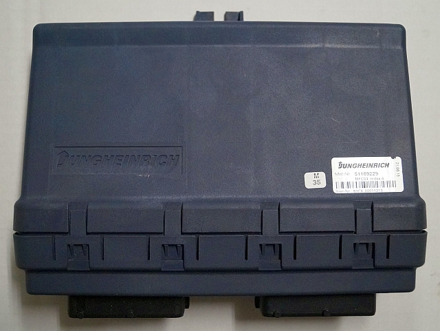 Jungheinrich 51169229 | MFC04 Index A Brake from ETV216 year 2013 sn. S1FX000152 - ECU for Material handling equipment: picture 1 Jungheinrich 51169229 | MFC04 Index A Brake from ETV216 year 2013 sn. S1FX000152 - ECU for Material handling equipment: picture 1