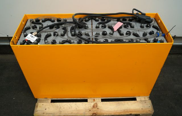 Jungheinrich unknown | Battery 48V775Ah 05-EPZS775SC Year 2024 weight 1135 kg sn - Battery for Material handling equipment: picture 1 Jungheinrich unknown | Battery 48V775Ah 05-EPZS775SC Year 2024 weight 1135 kg sn - Battery for Material handling equipment: picture 1