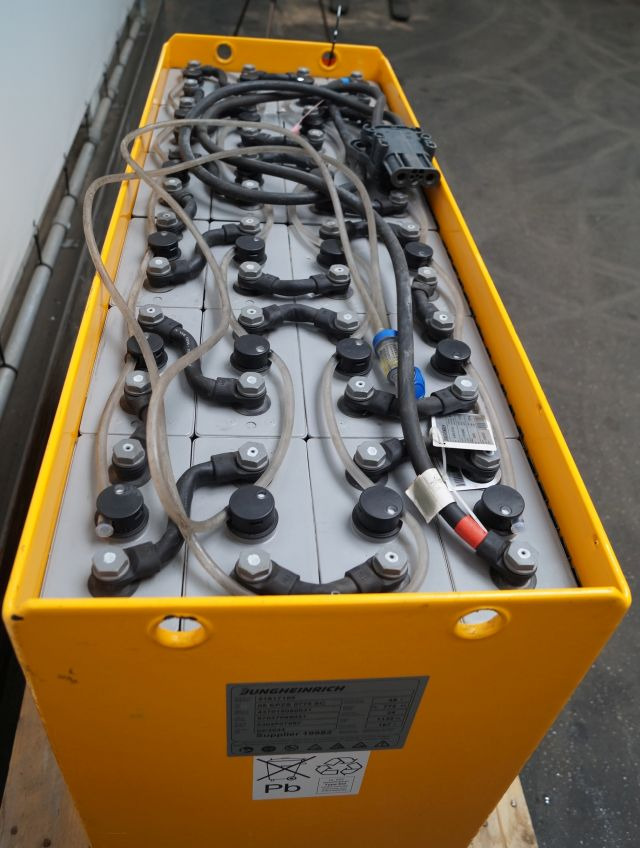 Jungheinrich unknown | Battery 48V775Ah 05-EPZS775SC Year 2024 weight 1135 kg sn - Battery for Material handling equipment: picture 2 Jungheinrich unknown | Battery 48V775Ah 05-EPZS775SC Year 2024 weight 1135 kg sn - Battery for Material handling equipment: picture 2