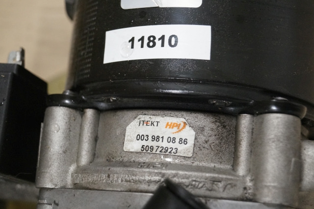 Linde 0039810886 | pump unit 24V 1,2KW pump unit 24V 1,2KW - Hydraulic pump for Material handling equipment: picture 2 Linde 0039810886 | pump unit 24V 1,2KW pump unit 24V 1,2KW - Hydraulic pump for Material handling equipment: picture 2