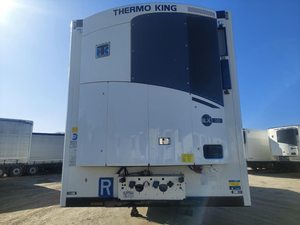 Krone SDR Double Deck Cool Liner FP45 ThermoKing SLXi 300 Lifting Axle - Refrigerator semi-trailer: picture 1 Krone SDR Double Deck Cool Liner FP45 ThermoKing SLXi 300 Lifting Axle - Refrigerator semi-trailer: picture 1
