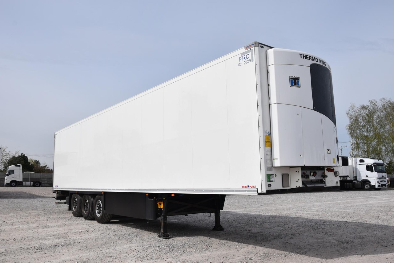 Schmitz Cargobull SKO FP 45 ThermoKing SLXi 300 - Refrigerator semi-trailer: picture 3 Schmitz Cargobull SKO FP 45 ThermoKing SLXi 300 - Refrigerator semi-trailer: picture 3