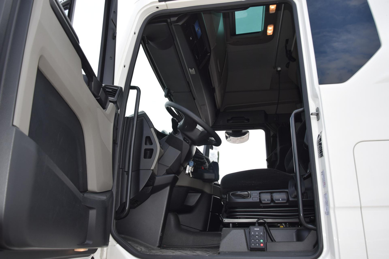 Tractor unit MAN TGX 18.470 GX: picture 8