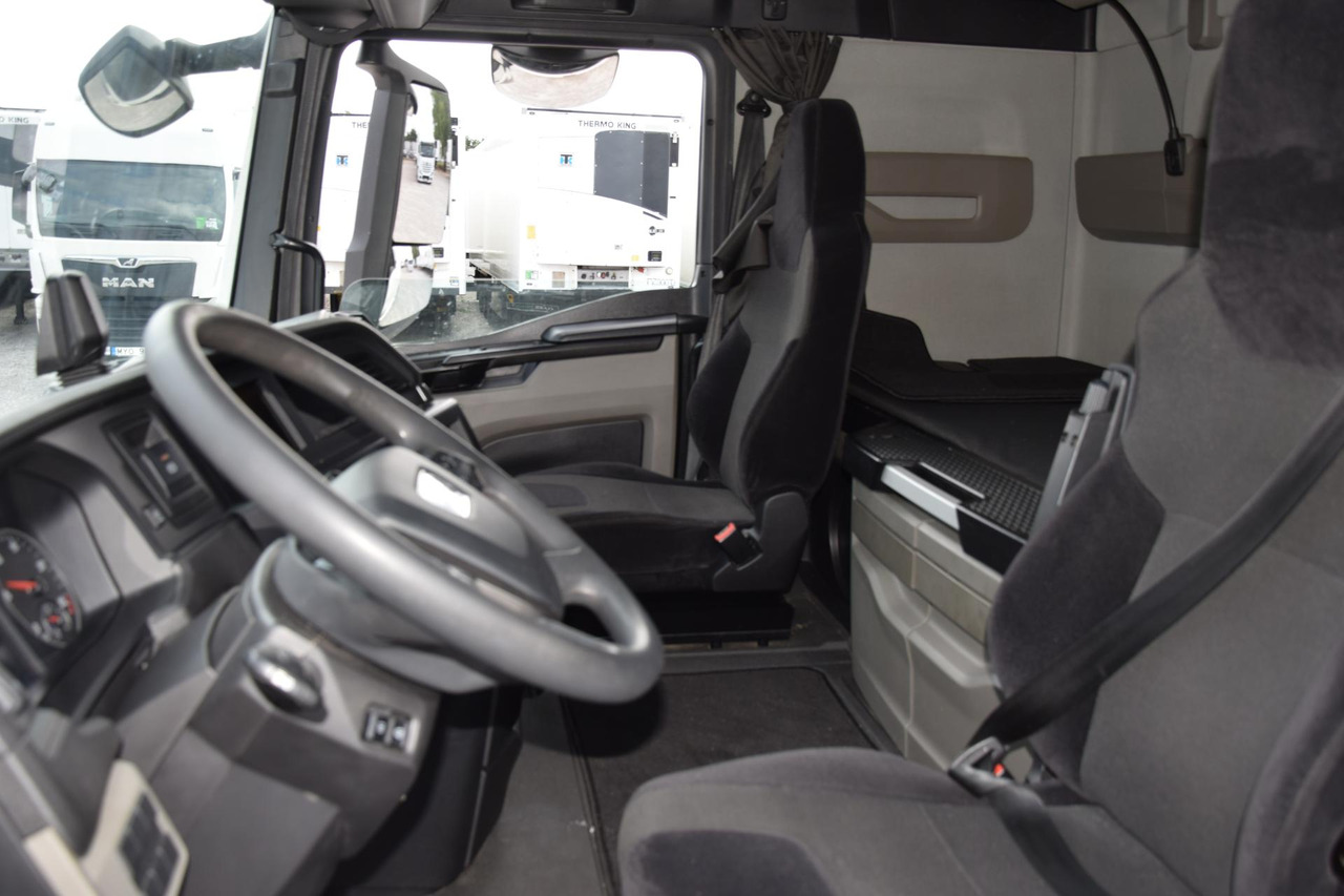 Tractor unit MAN TGX 18.470 GX: picture 9