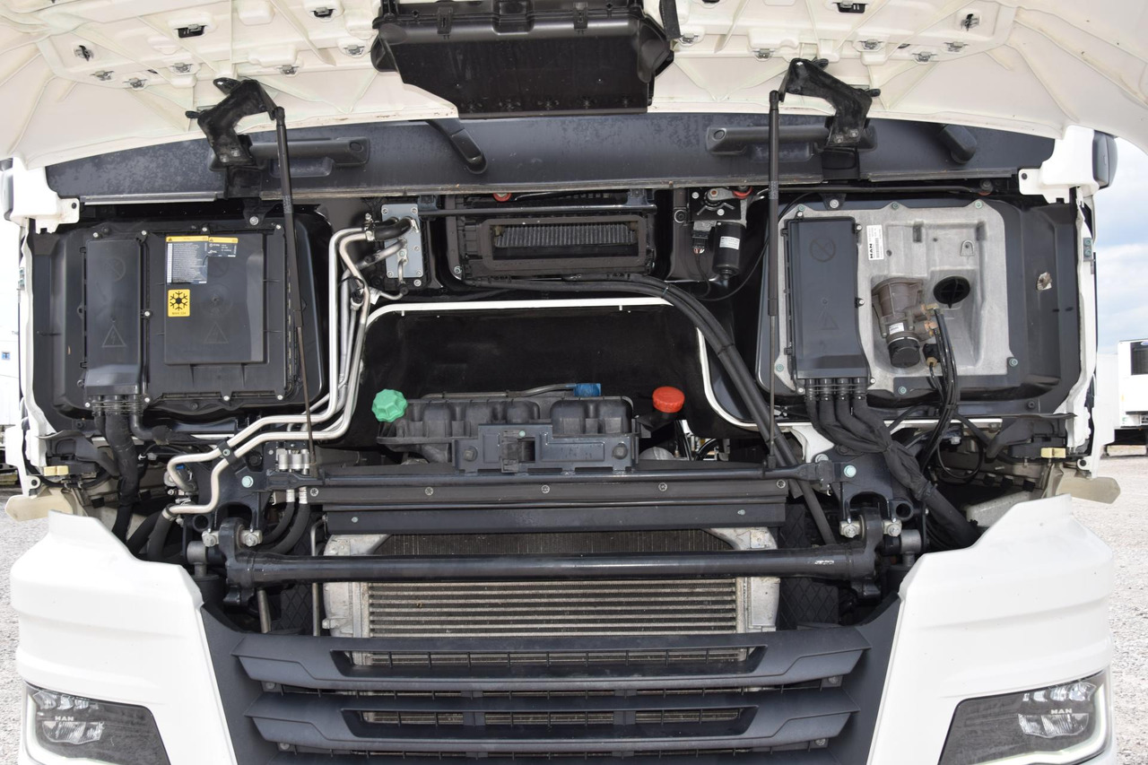 Tractor unit MAN TGX 18.470 GX: picture 19