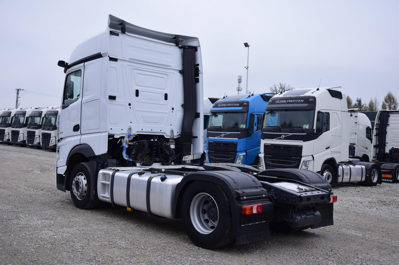 Tractor unit Mercedes-Benz Actros 5 1845 BigSpace, Max tanks: picture 6