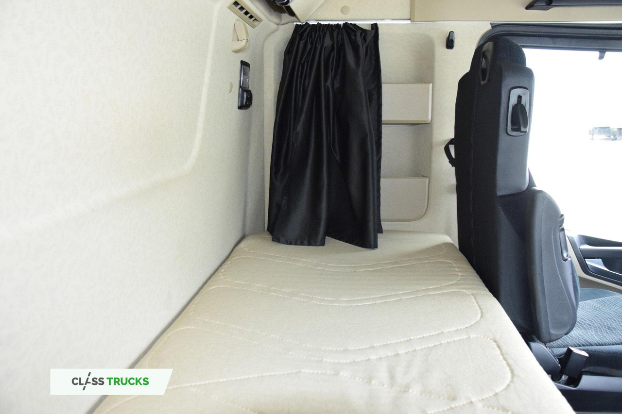 Tractor unit Mercedes-Benz Actros 5 1845 BigSpace: picture 12
