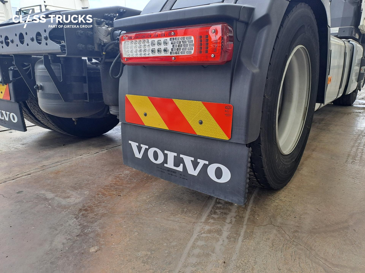 Volvo FH 460 Globetrotter XL Retarder i-Save - Tractor unit: picture 4 Volvo FH 460 Globetrotter XL Retarder i-Save - Tractor unit: picture 4