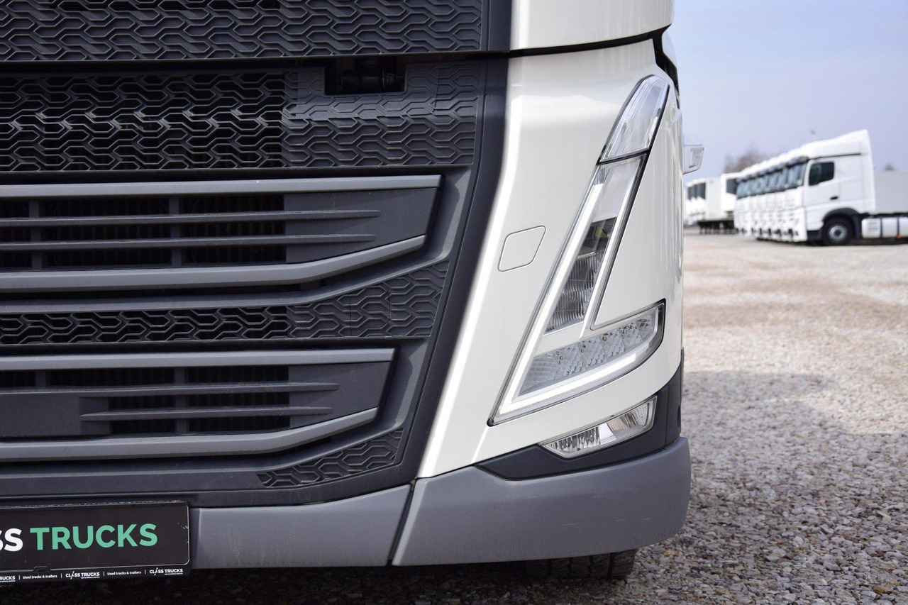Tractor unit Volvo FH 500 Globetrotter XL: picture 7