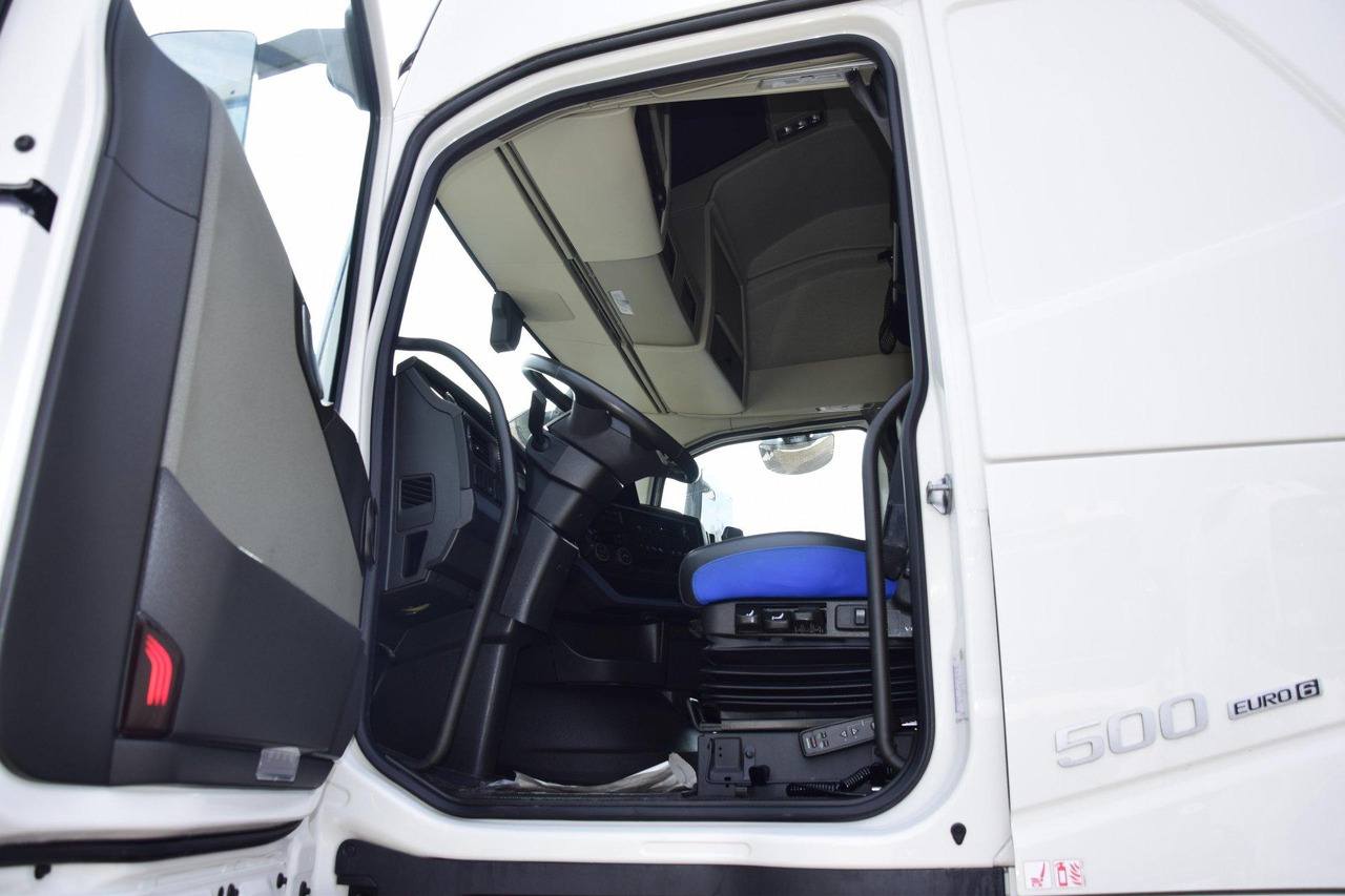 Tractor unit Volvo FH 500 Globetrotter XL: picture 8