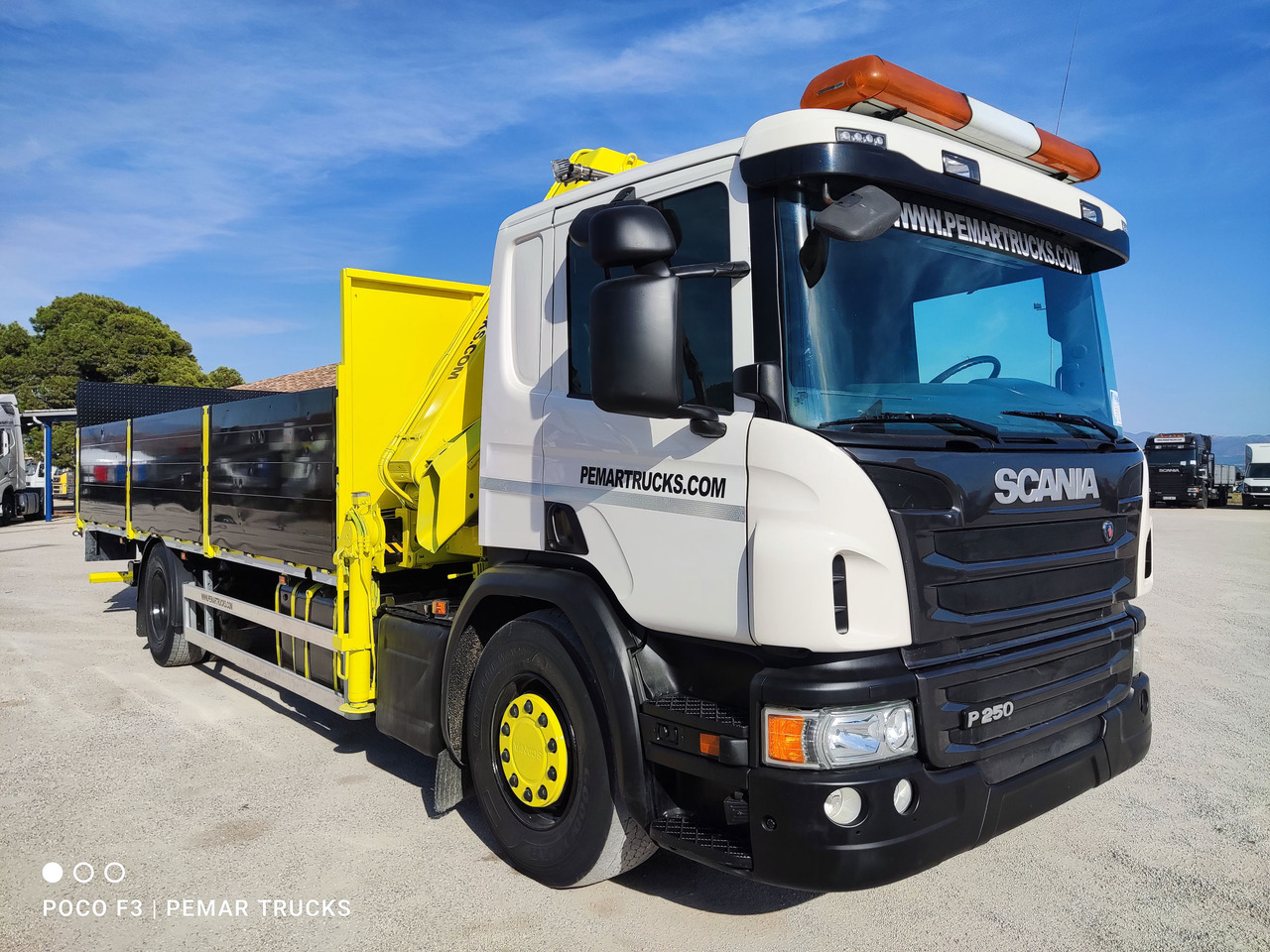SCANIA P 250 GRUA HIAB 122-3 CAJA FIJA 18T EURO 6 - Crane truck: picture 4 SCANIA P 250 GRUA HIAB 122-3 CAJA FIJA 18T EURO 6 - Crane truck: picture 4