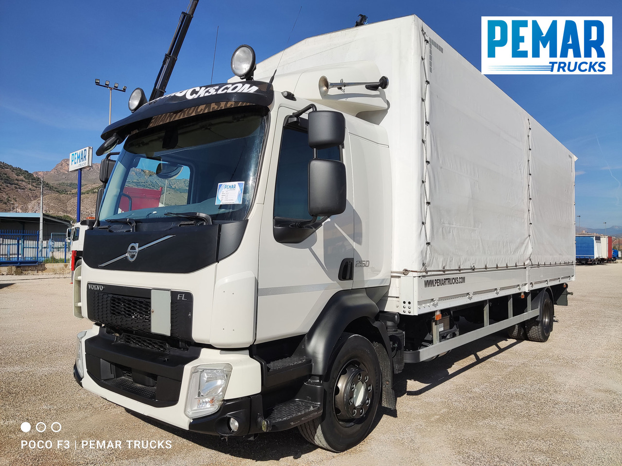 VOLVO FL 250 SEMITAUTLINER 16T - Curtainsider truck: picture 1 VOLVO FL 250 SEMITAUTLINER 16T - Curtainsider truck: picture 1