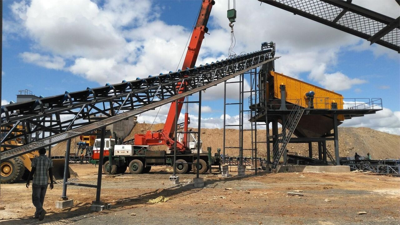 Kinglink Inclined Basalt Vibrating Screen 4YK2160 - Screener: picture 3 Kinglink Inclined Basalt Vibrating Screen 4YK2160 - Screener: picture 3