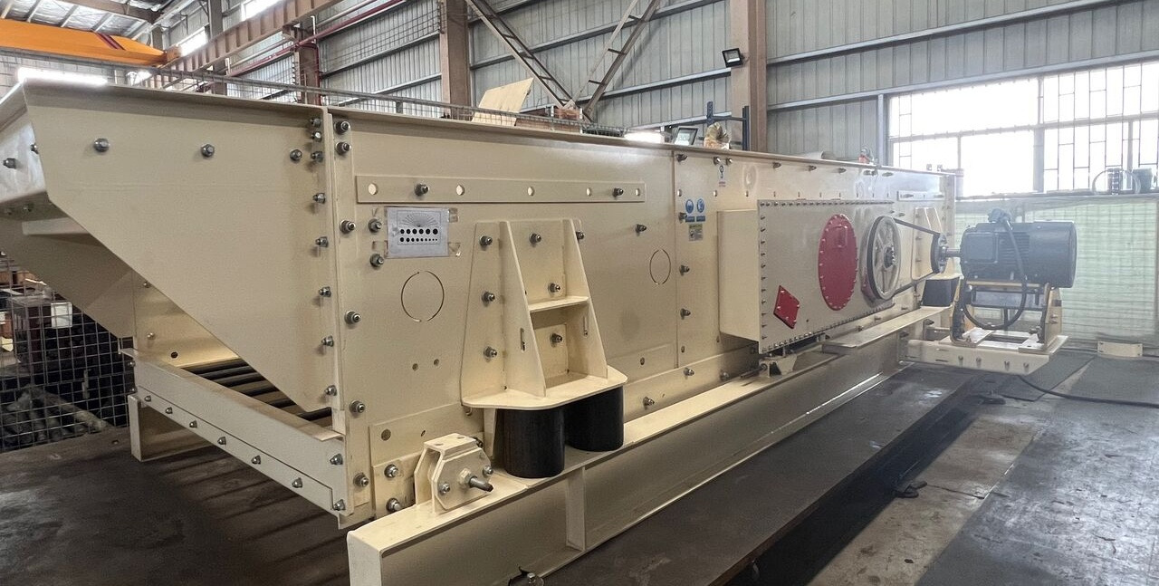Kinglink New Horizontal Vibrating Screen - Screener: picture 3 Kinglink New Horizontal Vibrating Screen - Screener: picture 3