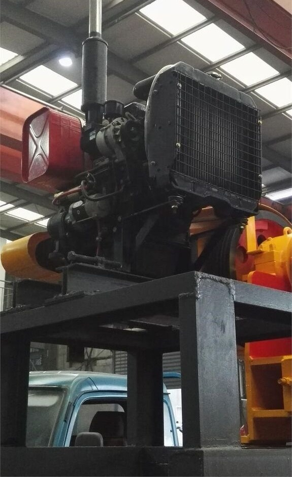 Kinglink PE250x400 Diesel Engine Skid Frame Jaw Crusher 10x16 - Jaw crusher: picture 2 Kinglink PE250x400 Diesel Engine Skid Frame Jaw Crusher 10x16 - Jaw crusher: picture 2