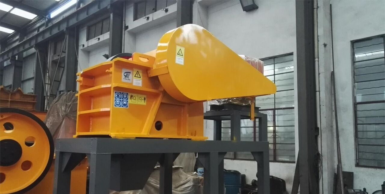 Kinglink PE250x400 Diesel Engine Skid Frame Jaw Crusher 10x16 - Jaw crusher: picture 5 Kinglink PE250x400 Diesel Engine Skid Frame Jaw Crusher 10x16 - Jaw crusher: picture 5
