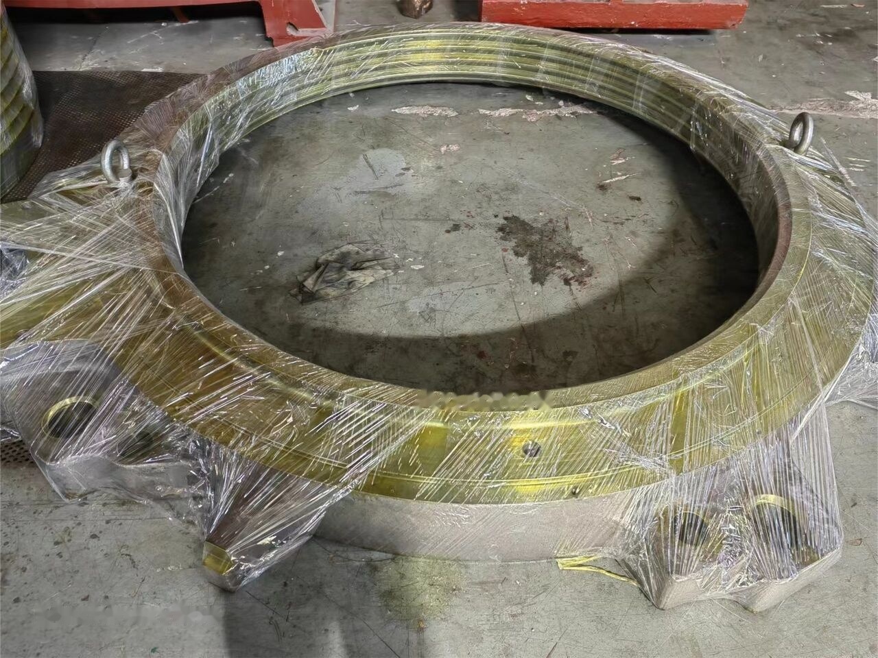 Metso Adjustment Ring for Metso HP500 Cone Crusher - Cone crusher: picture 2 Metso Adjustment Ring for Metso HP500 Cone Crusher - Cone crusher: picture 2