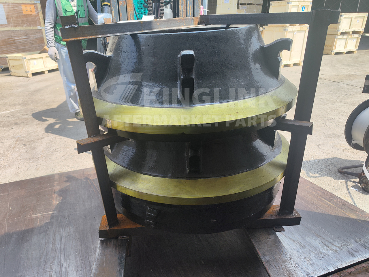 KINGLINK High Manganese Steel Mantle 17000200 and Bowl Liner 17000201 for Tc36 Cone Crusher - Spare parts for Construction machinery: picture 4 KINGLINK High Manganese Steel Mantle 17000200 and Bowl Liner 17000201 for Tc36 Cone Crusher - Spare parts for Construction machinery: picture 4