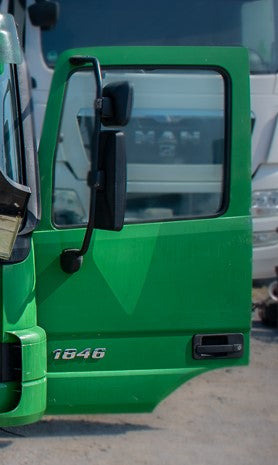 MERCEDES-BENZ ACTROS MP ΙΙ - DRIVER - Door and parts for Truck: picture 1 MERCEDES-BENZ ACTROS MP ΙΙ - DRIVER - Door and parts for Truck: picture 1