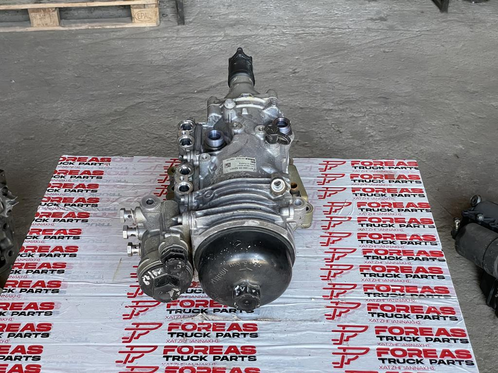 MERCEDES-BENZ ACTROS MP4  - A4710908552 - Oil filter for Truck: picture 4 MERCEDES-BENZ ACTROS MP4  - A4710908552 - Oil filter for Truck: picture 4