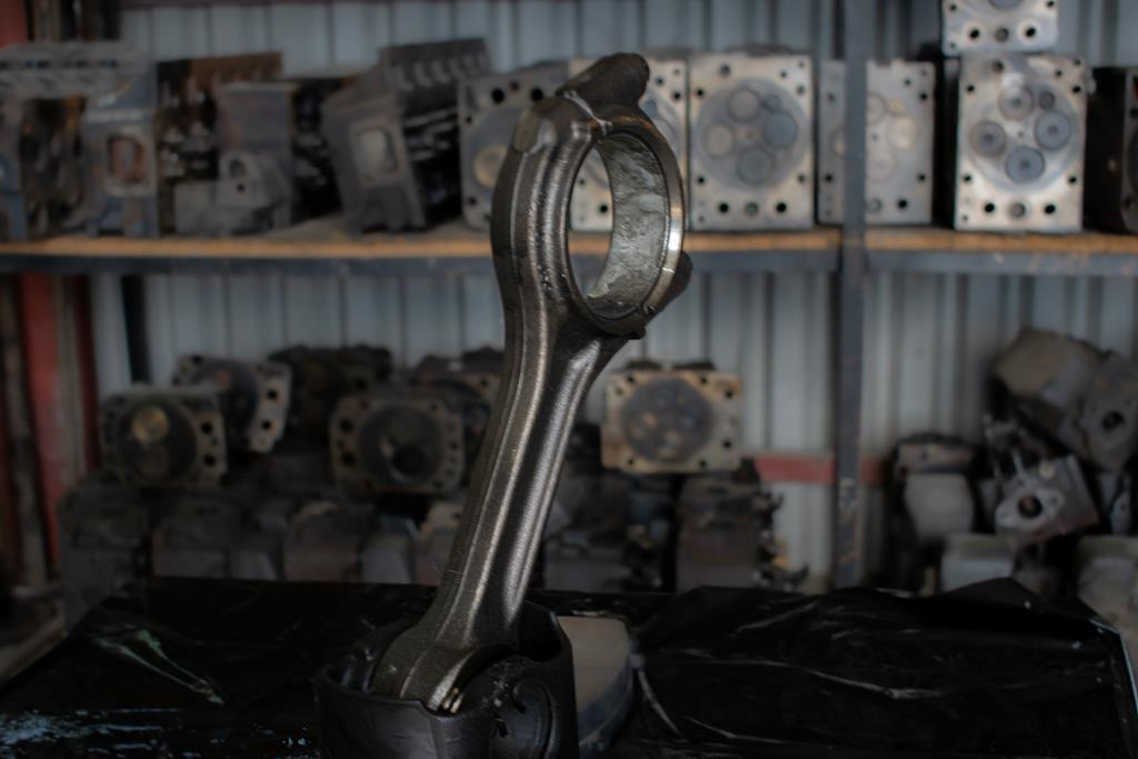 MERCEDES-BENZ ACTROS PISTON WITH CONNECTING ROD EURO VI FOR ENGINE CODE ΟΜ 471 - Connecting rod for Truck: picture 3 MERCEDES-BENZ ACTROS PISTON WITH CONNECTING ROD EURO VI FOR ENGINE CODE ΟΜ 471 - Connecting rod for Truck: picture 3