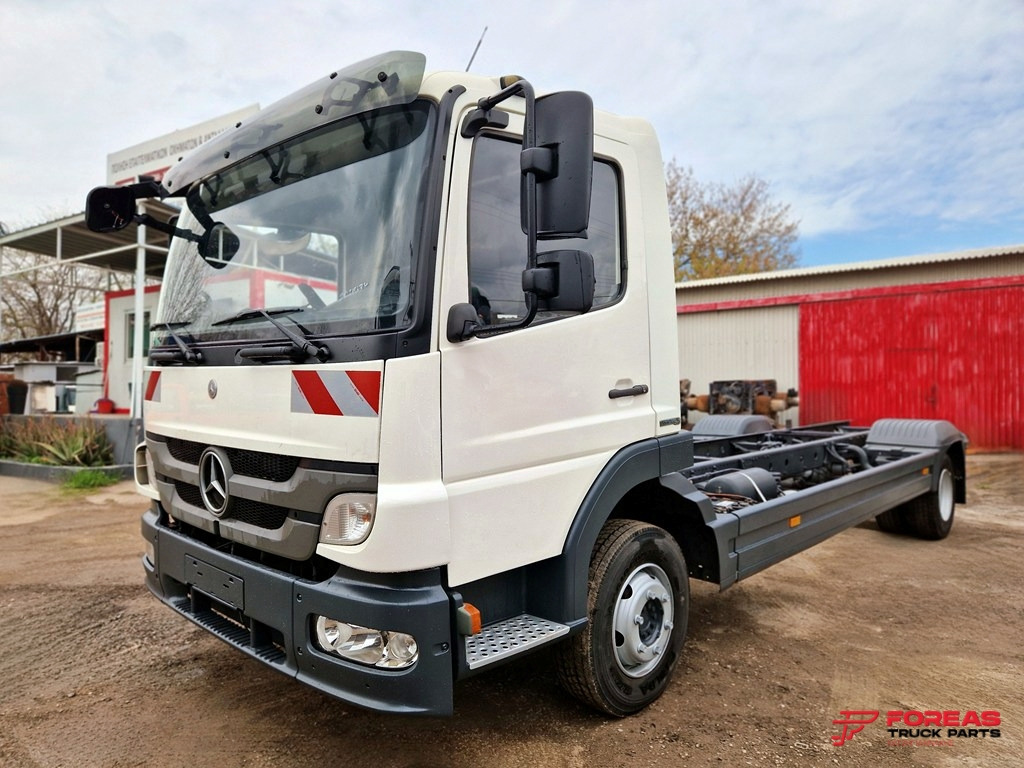 MERCEDES-BENZ ATEGO 1022 - EURO5 - Cab chassis truck: picture 4 MERCEDES-BENZ ATEGO 1022 - EURO5 - Cab chassis truck: picture 4