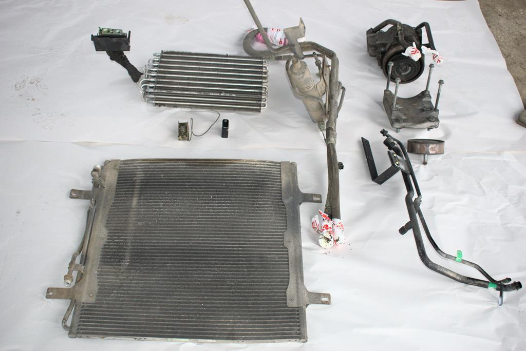 MERCEDES-BENZ ATEGO 815 - A/C part for Truck: picture 1 MERCEDES-BENZ ATEGO 815 - A/C part for Truck: picture 1