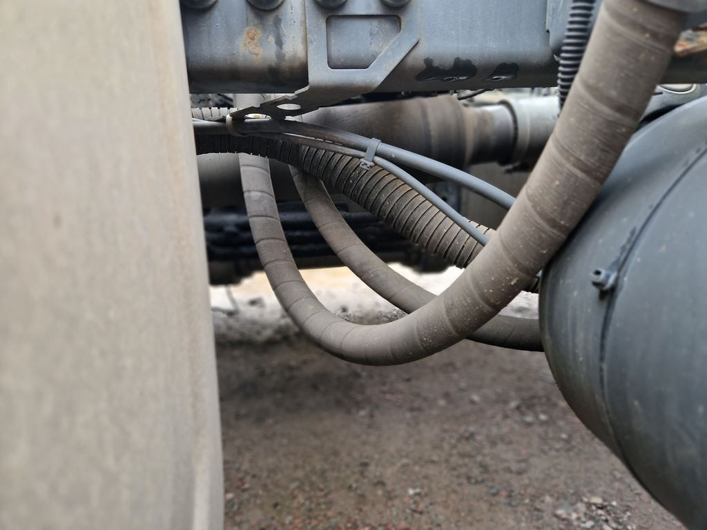 MERCEDES-BENZ HYDRAULIC OVERTURN SYSTEM FOR ACTROS MP4 - Hydraulics for Truck: picture 4 MERCEDES-BENZ HYDRAULIC OVERTURN SYSTEM FOR ACTROS MP4 - Hydraulics for Truck: picture 4