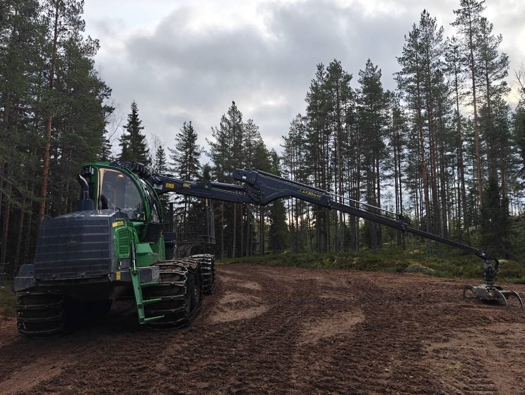 Forwarder John Deere 1510 G: picture 9 Forwarder John Deere 1510 G: picture 9