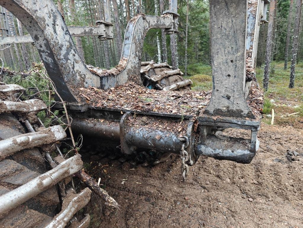 Forwarder John Deere 1510 G: picture 14 Forwarder John Deere 1510 G: picture 14