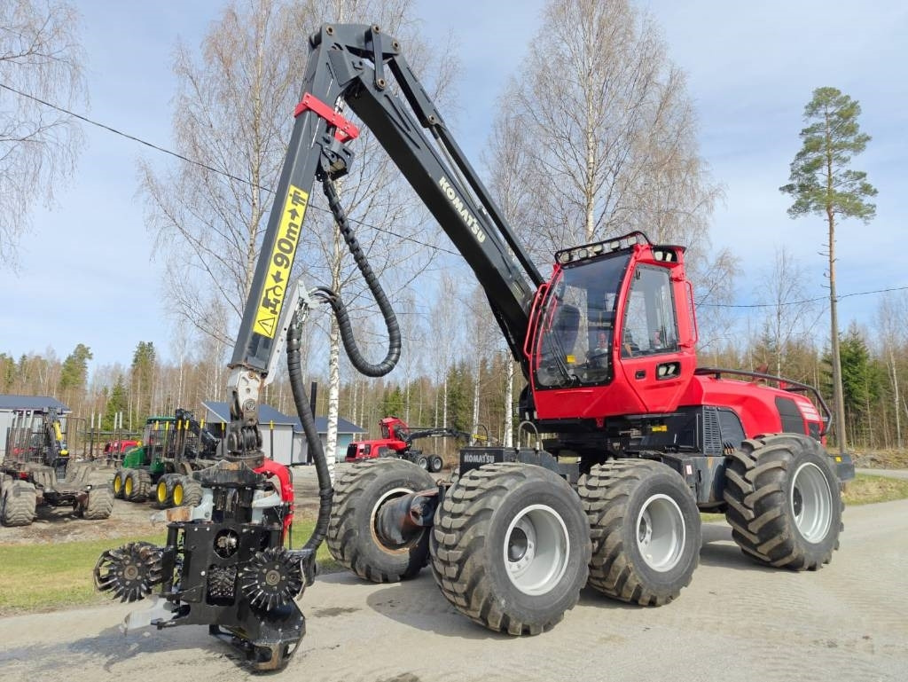 Komatsu 911 - Forestry harvester: picture 1 Komatsu 911 - Forestry harvester: picture 1