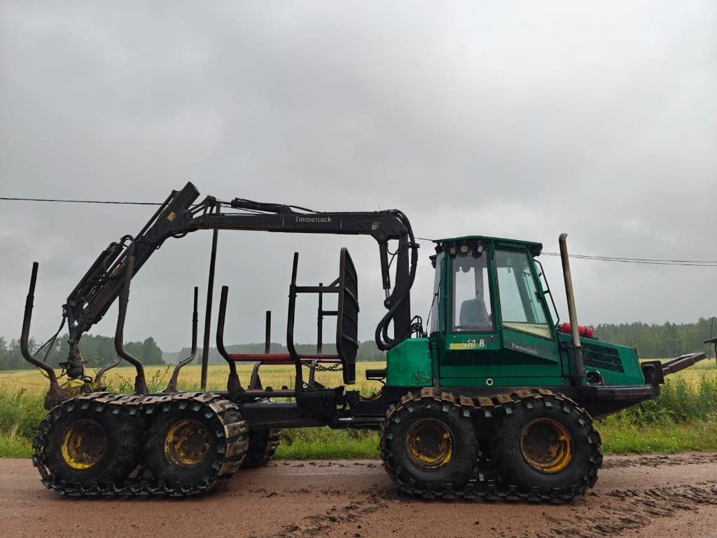 Forwarder Timberjack 810 B: picture 6
