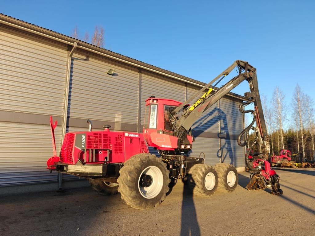 Valmet 901TX - Forestry harvester: picture 4 Valmet 901TX - Forestry harvester: picture 4